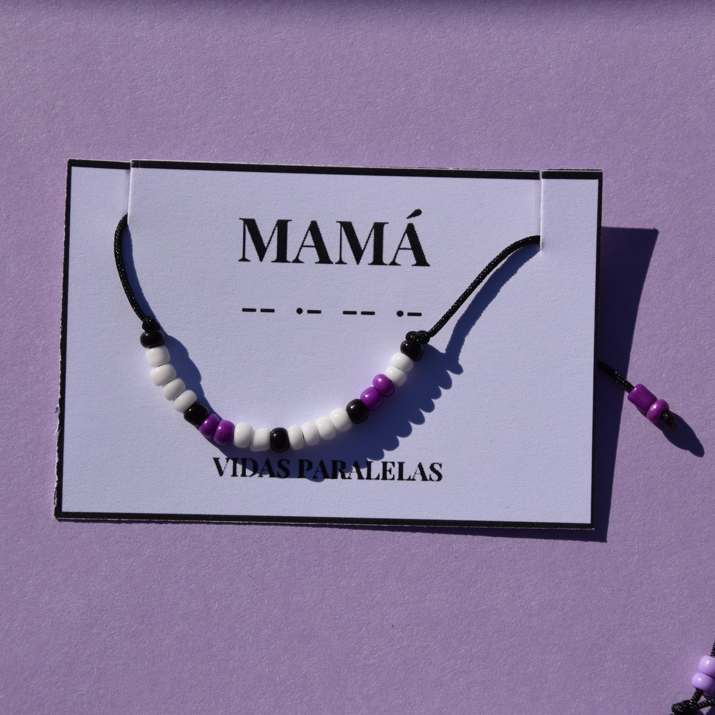 MAMÁ morada